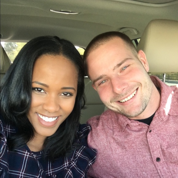 Meet your Posher - Picture 3 of 6